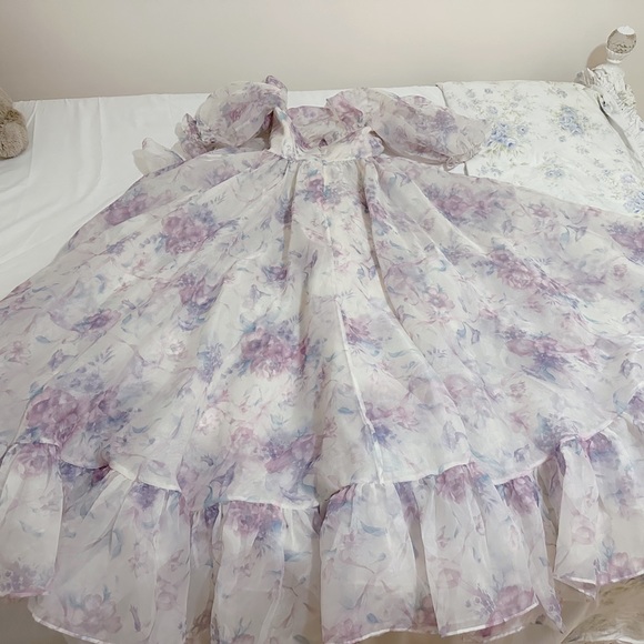 Selkie the ribbon dancer gown - Picture 6 of 9